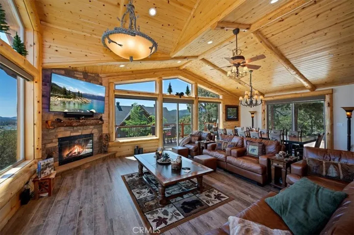 42367 Golden Oak, Big Bear Lake, California 92315