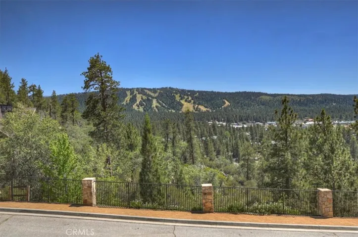 42367 Golden Oak, Big Bear Lake, California 92315