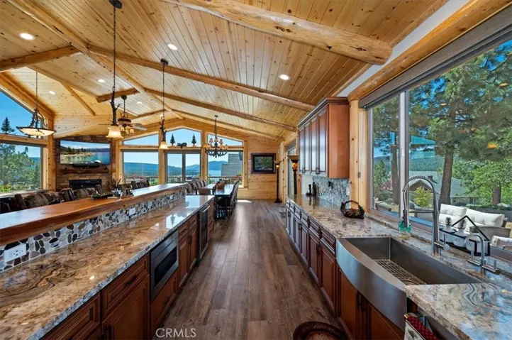 42367 Golden Oak, Big Bear Lake, California 92315