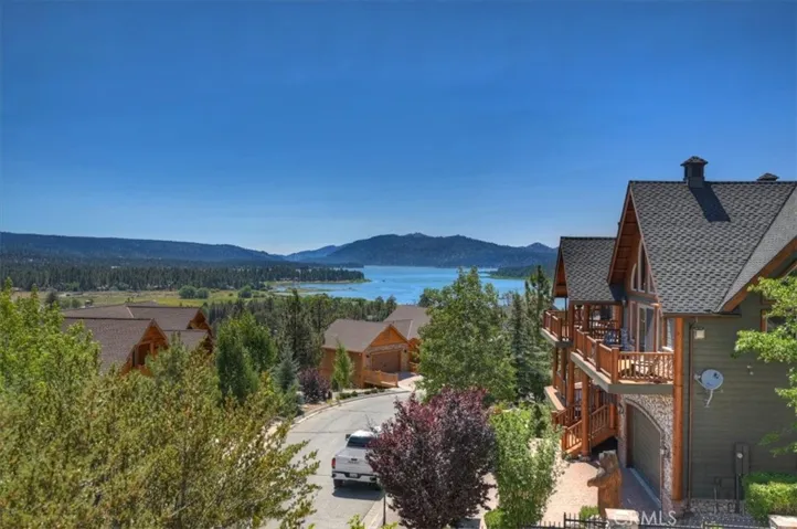 42367 Golden Oak, Big Bear Lake, California 92315