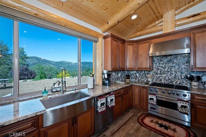 42367 Golden Oak, Big Bear Lake, California 92315