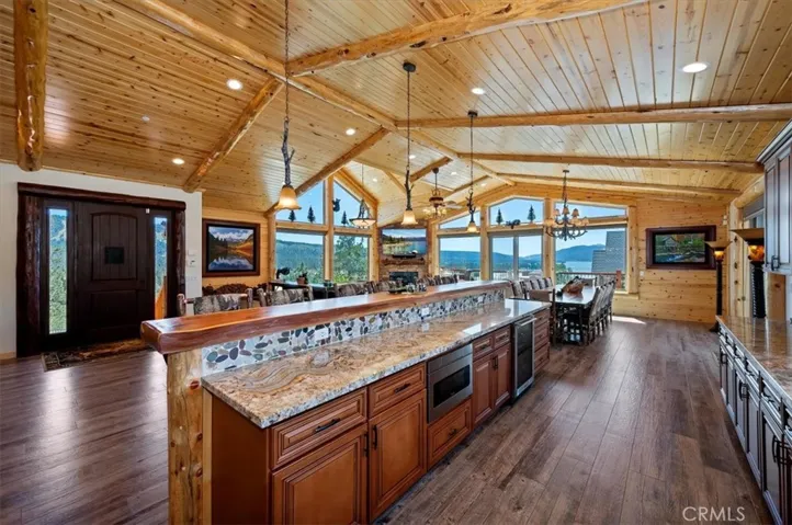 42367 Golden Oak, Big Bear Lake, California 92315