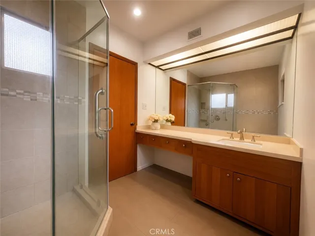 16 Cinnamon Lane, Rancho Palos Verdes, California 90275