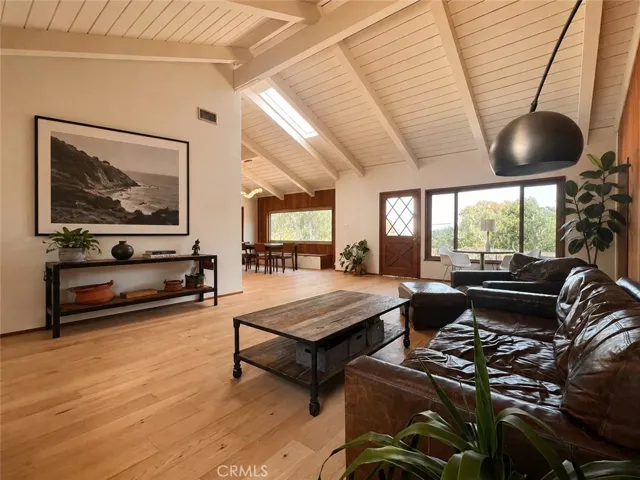 16 Cinnamon Lane, Rancho Palos Verdes, California 90275