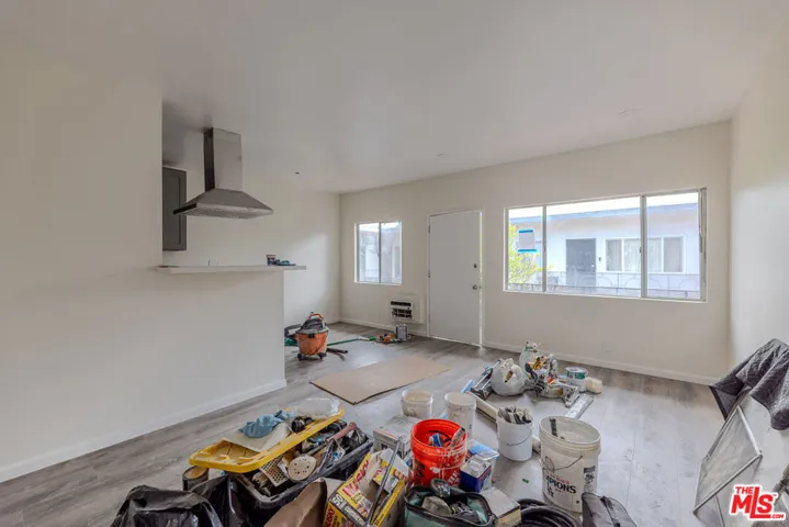6126 Eleanor Avenue 18, Los Angeles, California 90038