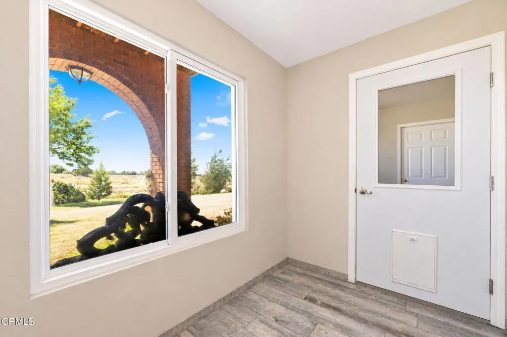 49-web-or-mls-interior-11