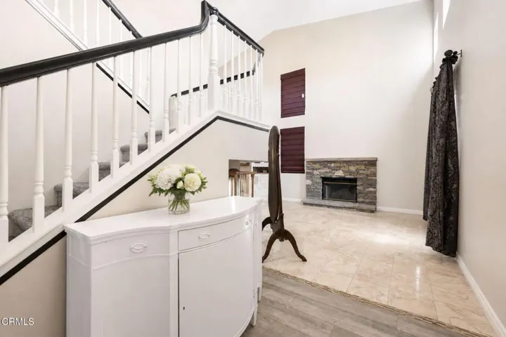 19-web-or-mls-interior-01