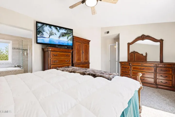 42-web-or-mls-interior-26