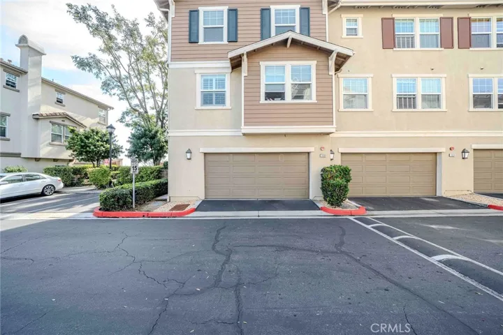 2090 Arnold, Fullerton, California 92833