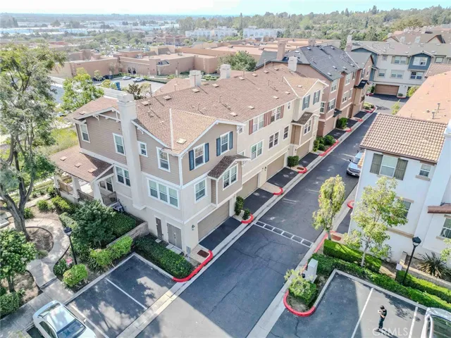 2090 Arnold, Fullerton, California 92833
