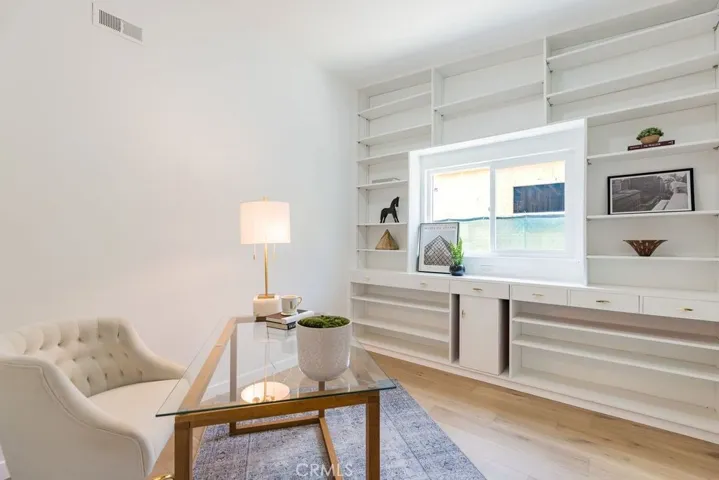 5724 Wish Avenue, Los Angeles, California 91316