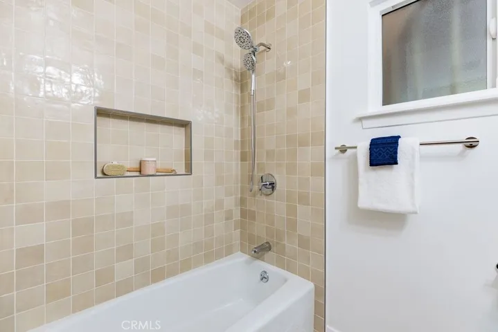 5724 Wish Avenue, Los Angeles, California 91316