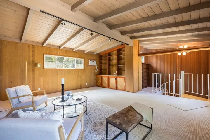 5724 Wish Avenue, Los Angeles, California 91316