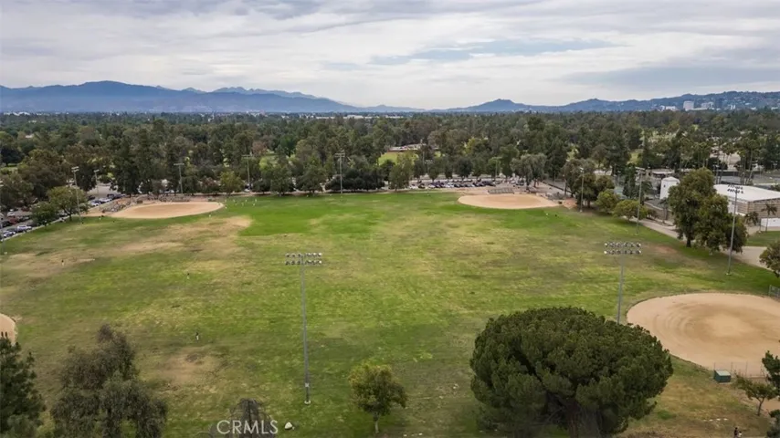5724 Wish Avenue, Los Angeles, California 91316