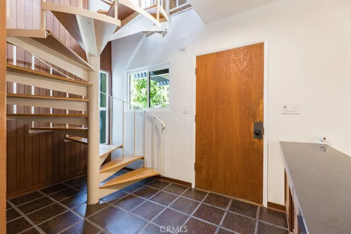 5724 Wish Avenue, Los Angeles, California 91316