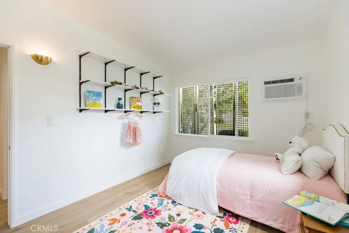 5724 Wish Avenue, Los Angeles, California 91316