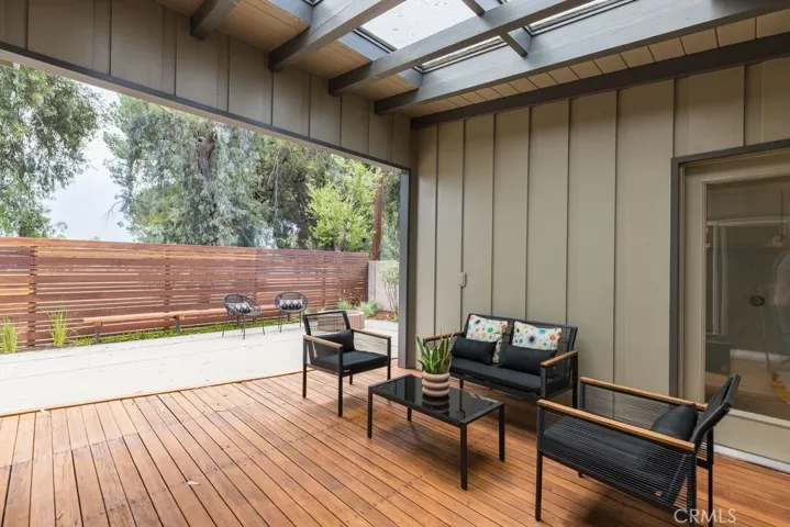 5724 Wish Avenue, Los Angeles, California 91316