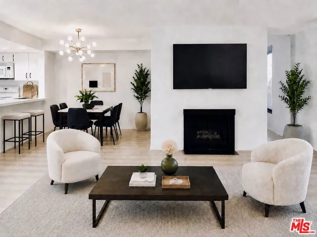 10590 Wilshire Boulevard 704, Los Angeles, California 90024