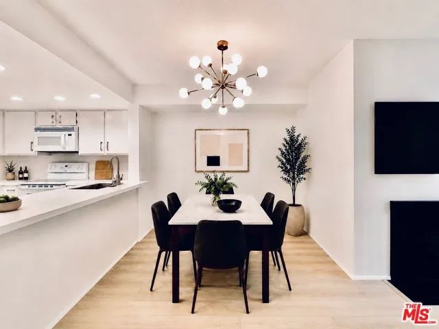 10590 Wilshire Boulevard 704, Los Angeles, California 90024