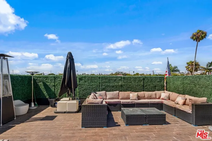 6440 W 87th Place, Los Angeles, California 90045