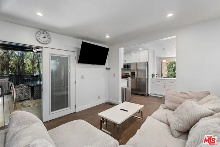 6440 W 87th Place, Los Angeles, California 90045