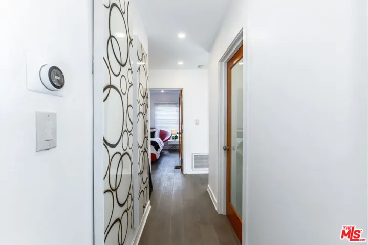 6440 W 87th Place, Los Angeles, California 90045