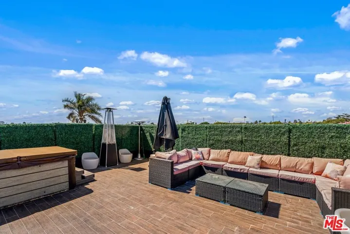 6440 W 87th Place, Los Angeles, California 90045