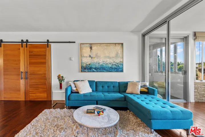 8701 Delgany Avenue 112, Playa Del Rey, California 90293