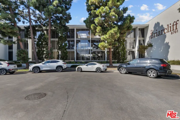 8701 Delgany Avenue 112, Playa Del Rey, California 90293
