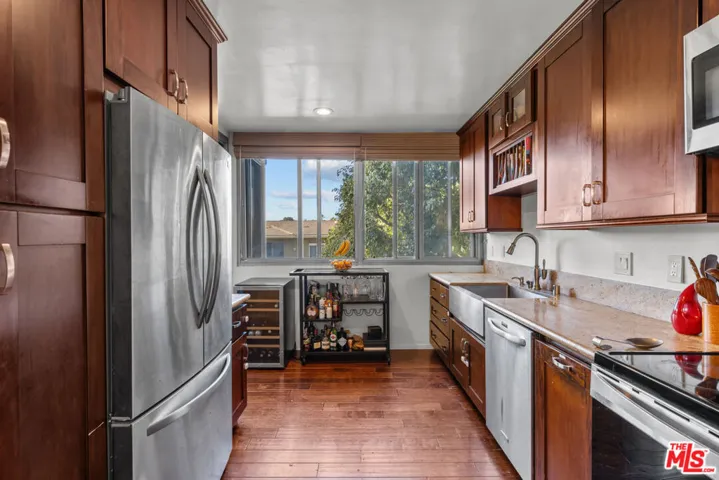 8701 Delgany Avenue 112, Playa Del Rey, California 90293