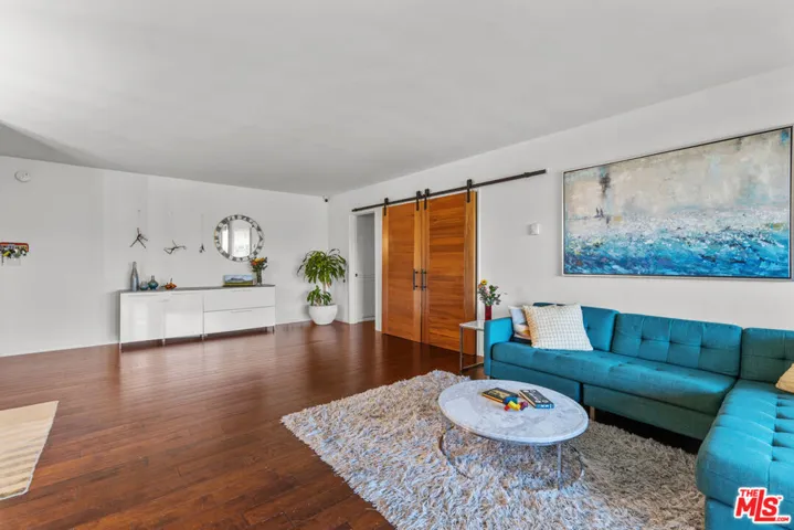 8701 Delgany Avenue 112, Playa Del Rey, California 90293