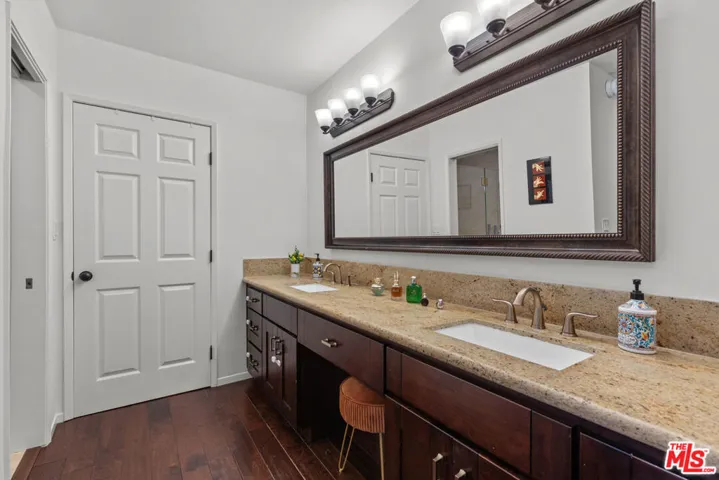 8701 Delgany Avenue 112, Playa Del Rey, California 90293