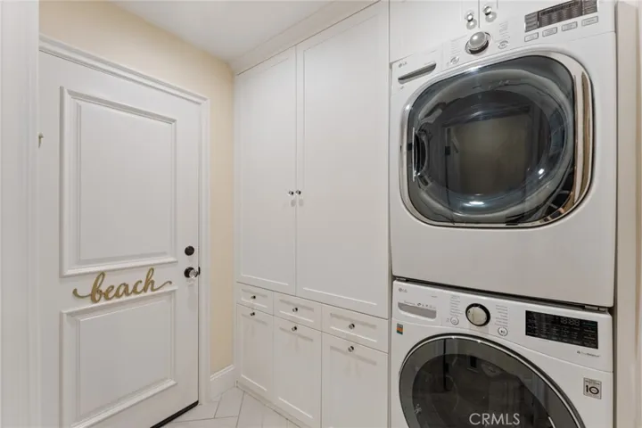 21261 Baeza, Huntington Beach, California 92648