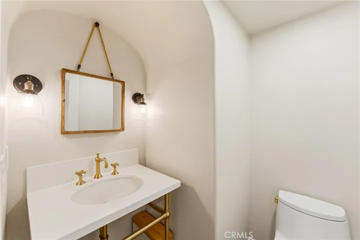 21261 Baeza, Huntington Beach, California 92648
