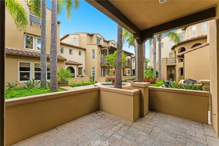 21261 Baeza, Huntington Beach, California 92648