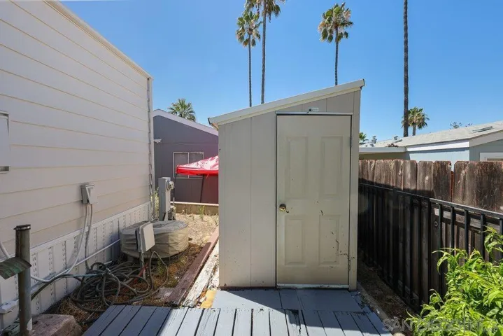 13594 Highway 8 Business 53, Lakeside, California 92040
