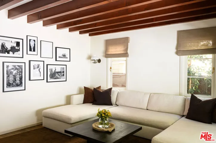 3810 Dixie Canyon Avenue, Los Angeles, California 91423