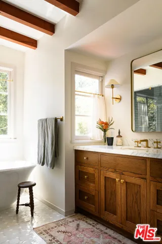3810 Dixie Canyon Avenue, Los Angeles, California 91423