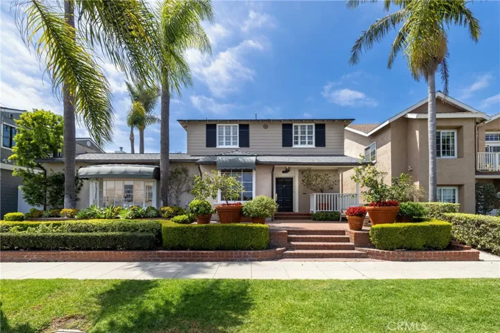 241 Bay Shore, Long Beach, California 90803