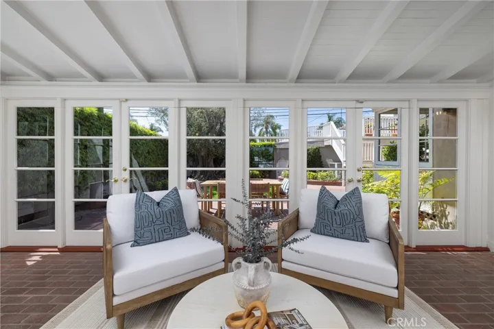 241 Bay Shore, Long Beach, California 90803