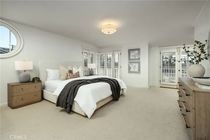 241 Bay Shore, Long Beach, California 90803
