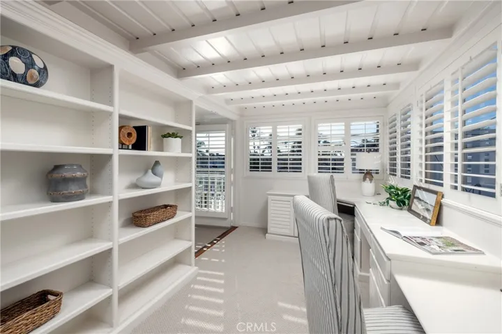 241 Bay Shore, Long Beach, California 90803