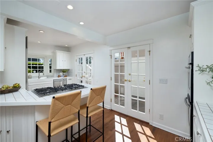 241 Bay Shore, Long Beach, California 90803