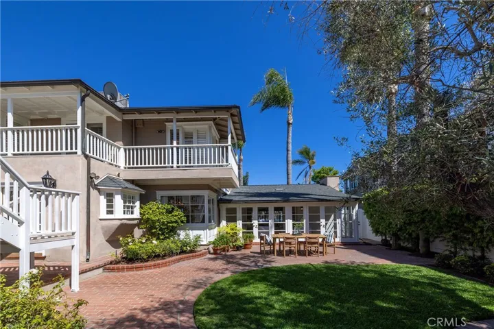 241 Bay Shore, Long Beach, California 90803
