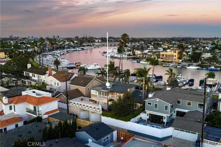 241 Bay Shore, Long Beach, California 90803