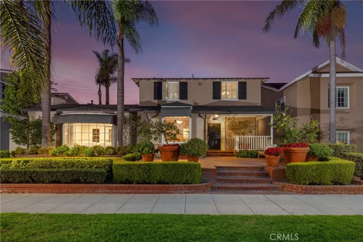 241 Bay Shore, Long Beach, California 90803