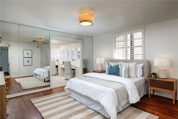 241 Bay Shore, Long Beach, California 90803