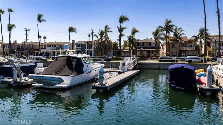 241 Bay Shore, Long Beach, California 90803