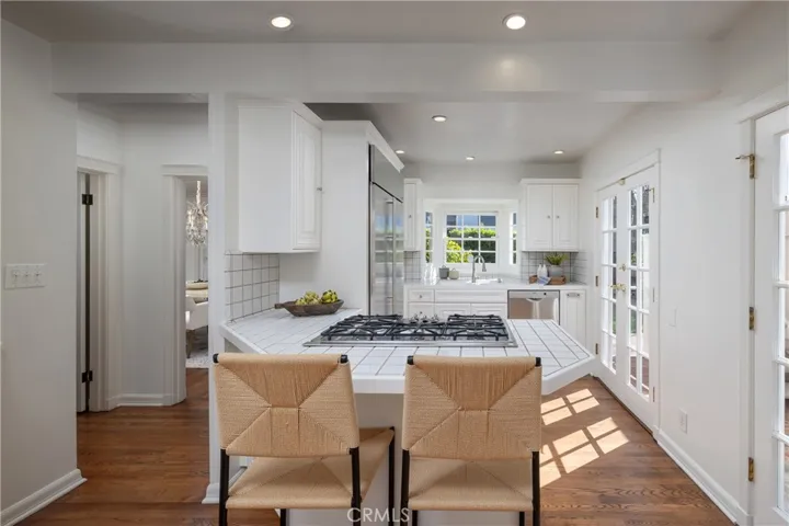 241 Bay Shore, Long Beach, California 90803