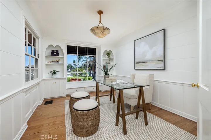241 Bay Shore, Long Beach, California 90803